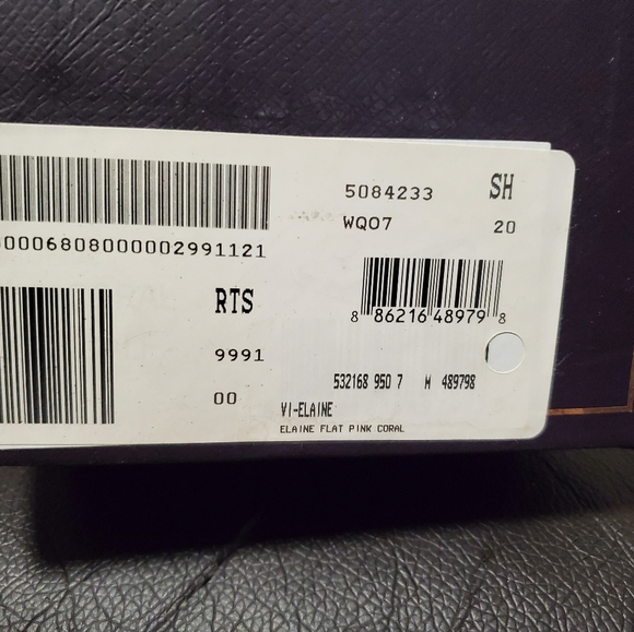 Vince Camuto Signature studded leather flats in pink coral color. Size 37 - Picture 4 of 6